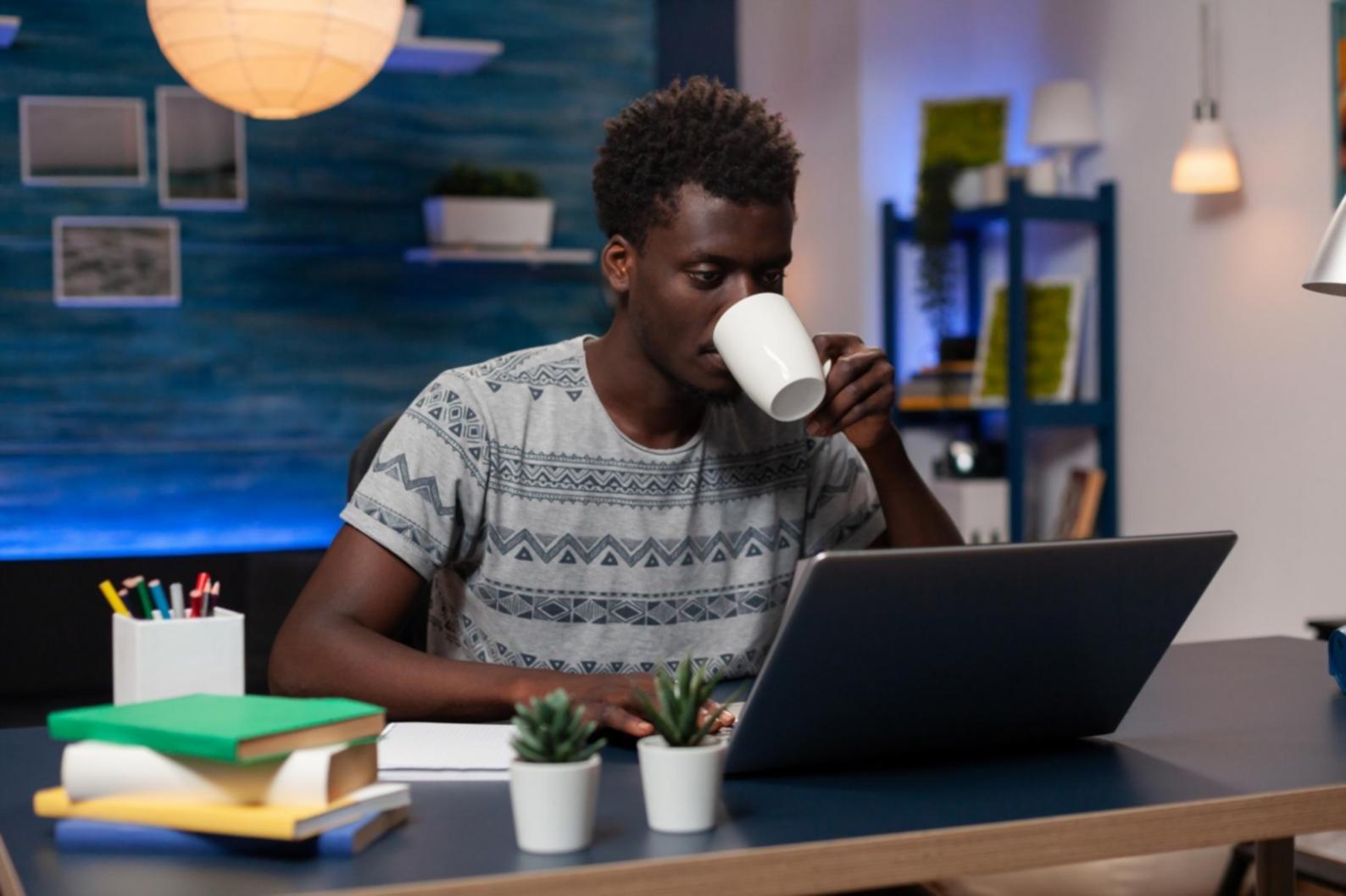 Planungsphase mit thematischer Recherche und Konzeption